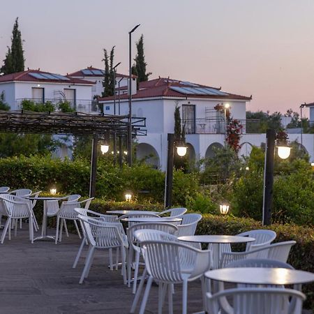 Sunrise Village Beach Hotel Kalamaki  Екстериор снимка