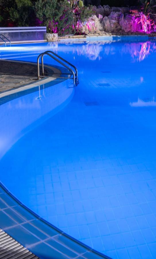 Sunrise Village Beach Hotel Kalamaki  Екстериор снимка