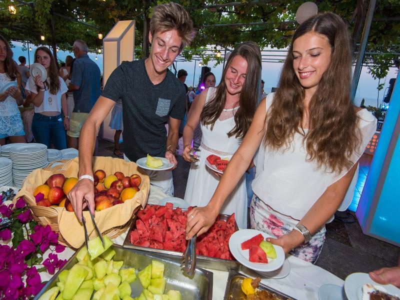 Sunrise Village Beach Hotel Kalamaki  Екстериор снимка