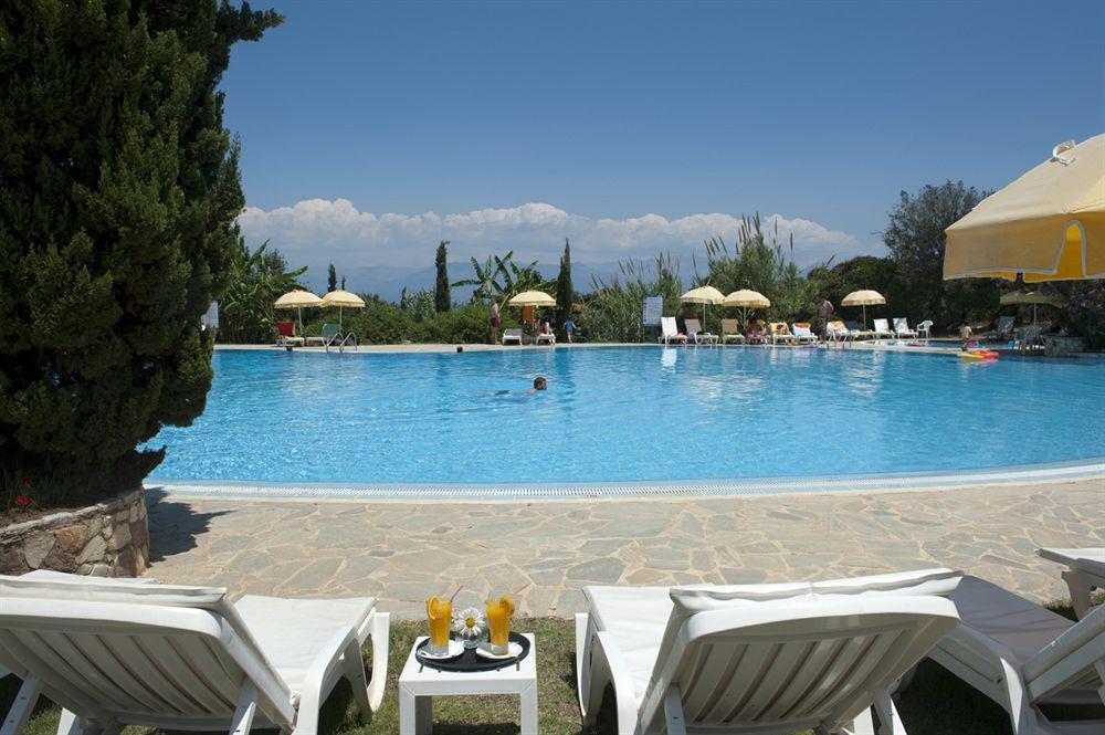 Sunrise Village Beach Hotel Kalamaki  Екстериор снимка